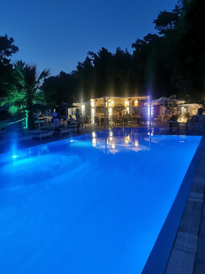 Trees Art Hotel Ialysos  Esterno foto